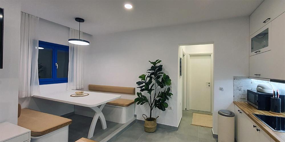 Meraki Beachfront Foinikion Exterior photo